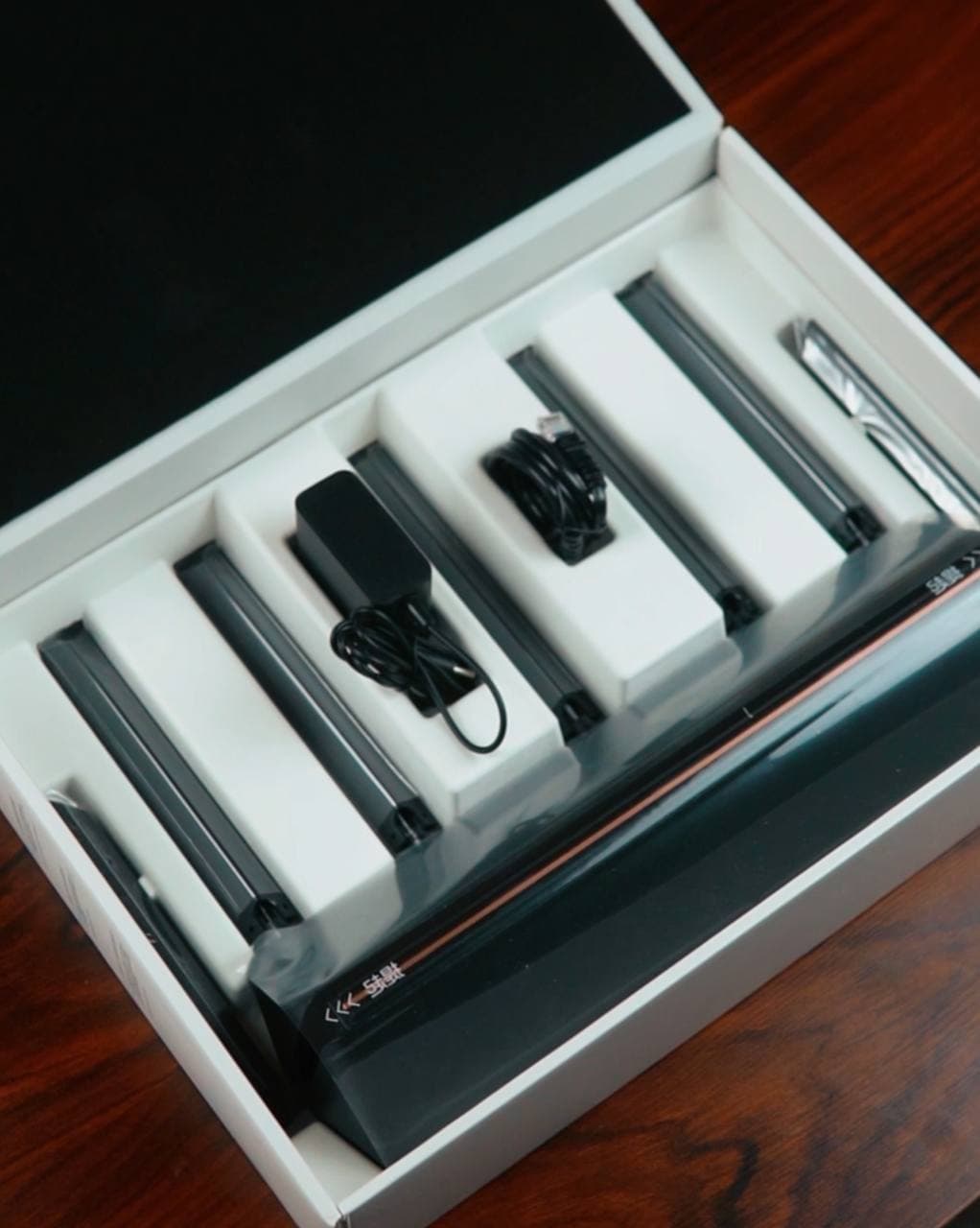 روتر شیائومی مدل AX6000 — تصویر 2
