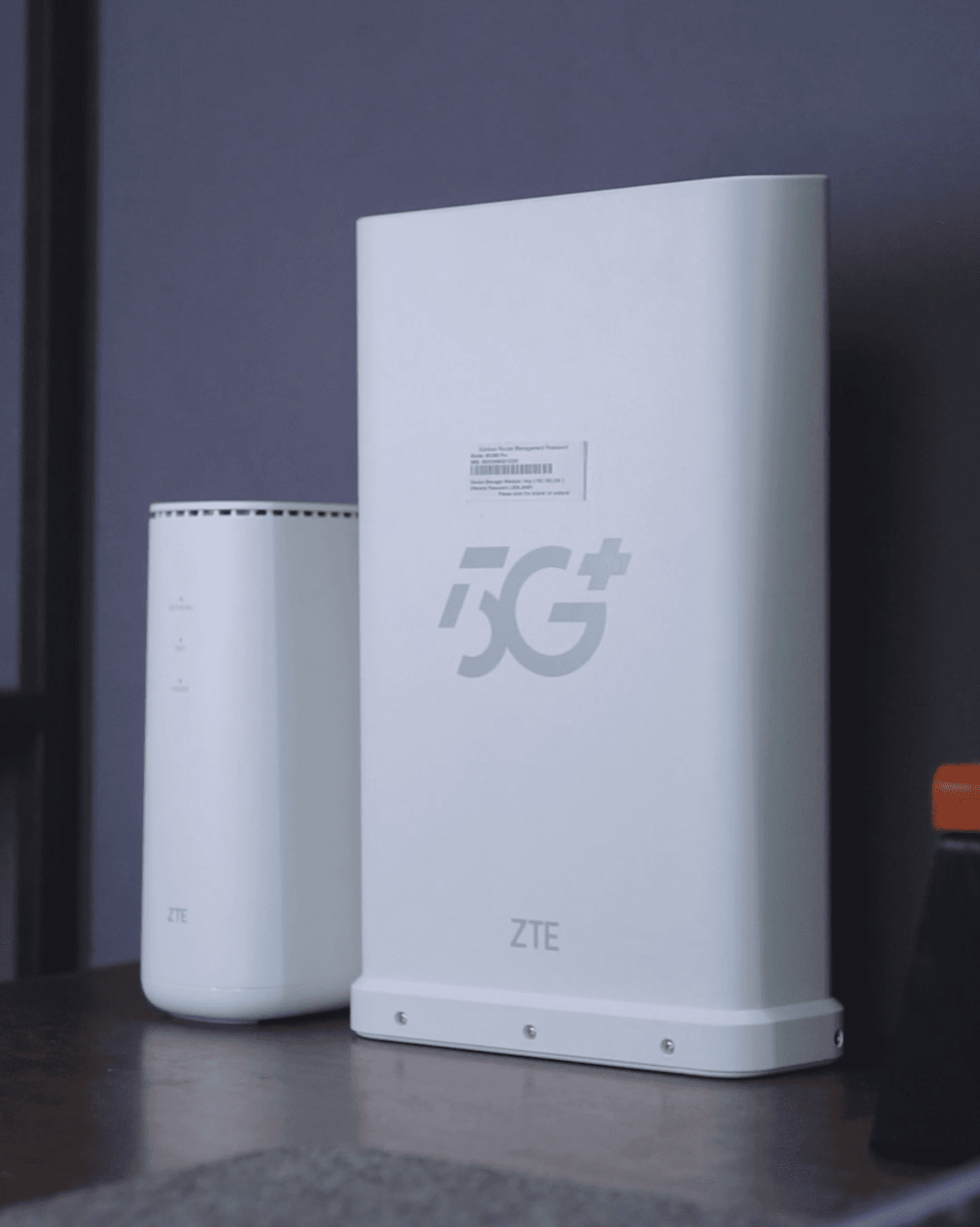 مودم فضای باز فایوجی 4G/TDLTE/5G/5.5G برند ZTE مدل MC889 PRO