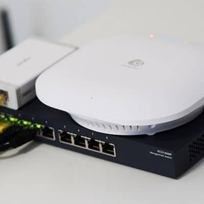 اکسس پوینت چیست؟ کاربرد Access Point و تفاوت آن با روتر