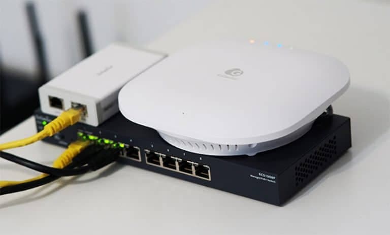 اکسس پوینت چیست؟ کاربرد Access Point و تفاوت آن با روتر